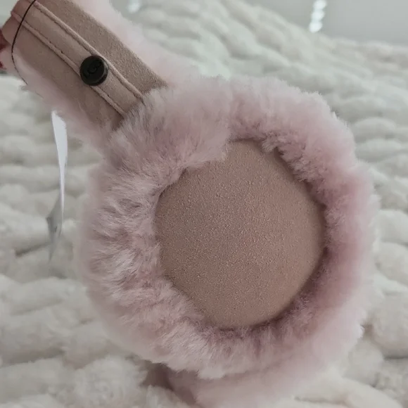 UGG Pink Blush Earmuffs - Picture 4 of 4